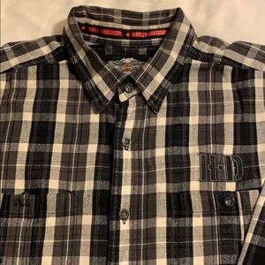 Harley-Davidson men’s long sleeve flannel.  XL